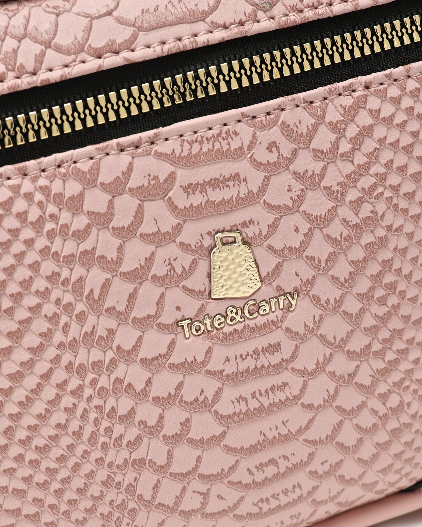 Apollo 1 Toiletry Bag in Pink