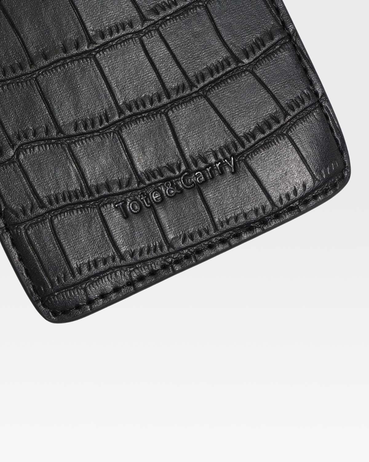 Travel Essential Kit in Black