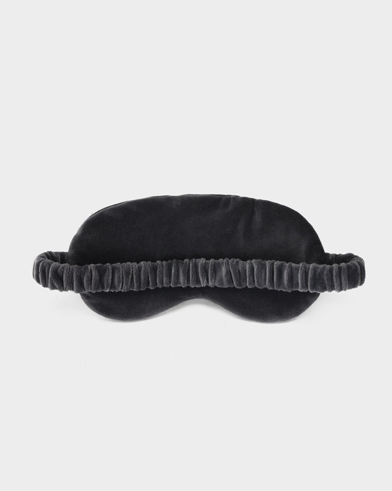 Travel Essential Kit in Black